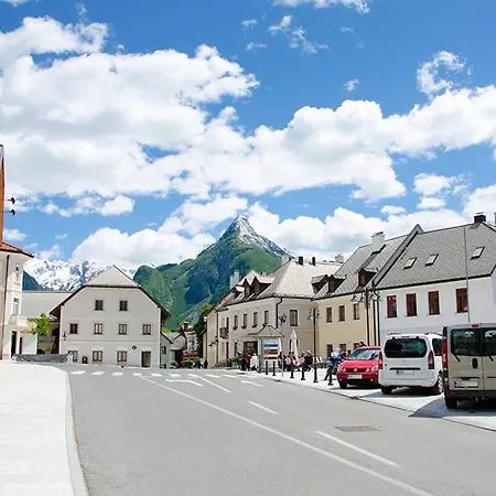 Apartmaji Sofija&ana Appartamento Bovec