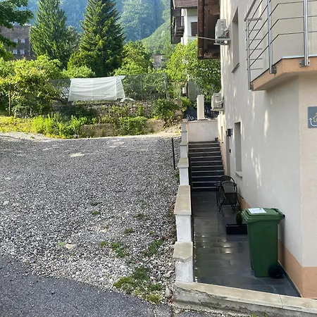 Apartmaji Sofija&ana Appartamento Bovec