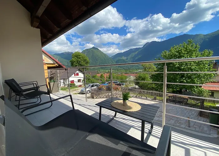 Apartmaji Sofija&ana דירה *